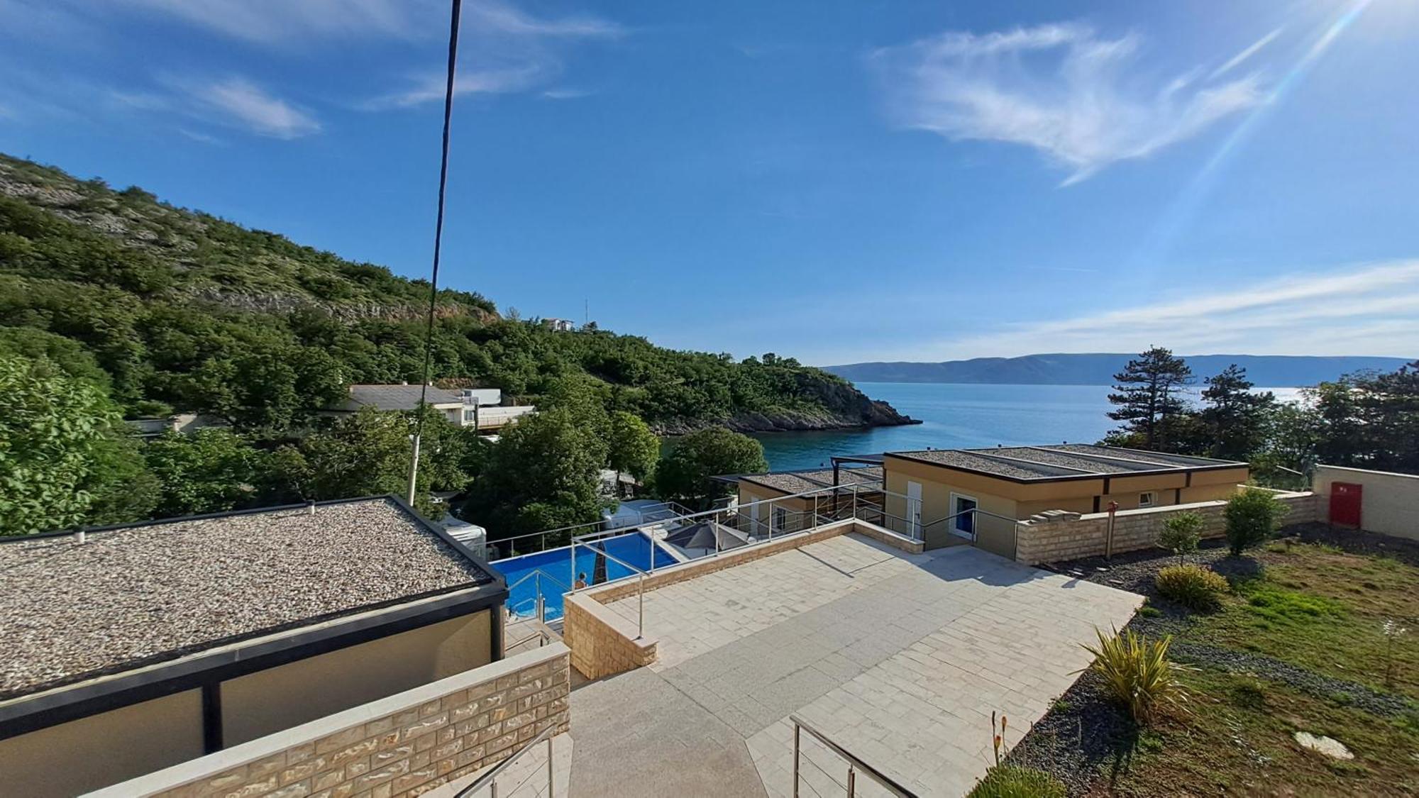 Boora Glamp Experience & Heated Infinity Pool Hotel Senj  Room photo