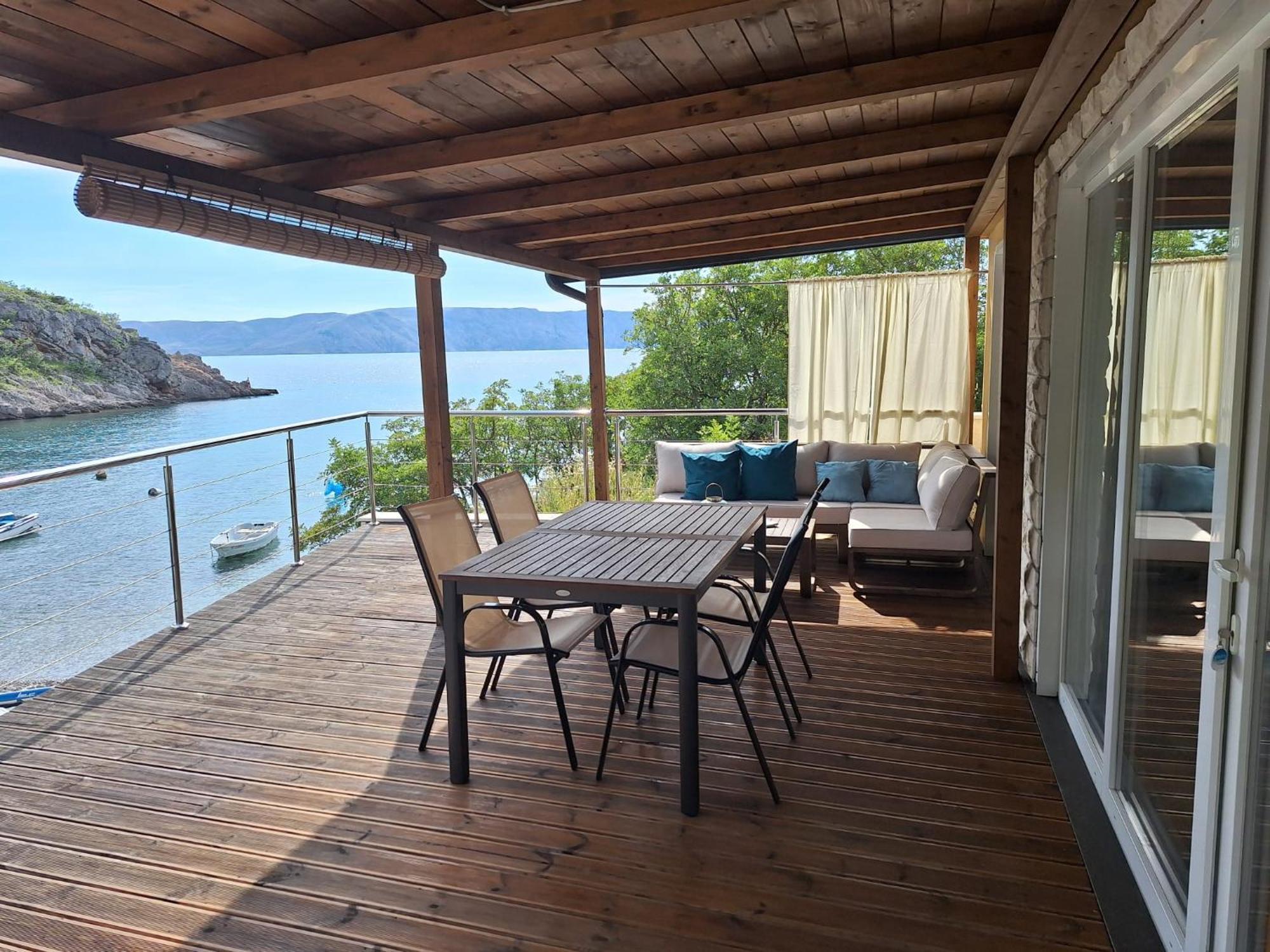 Boora Glamp Experience & Heated Infinity Pool Hotel Senj  Room photo